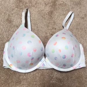 Victoria’s Secret Pink bra